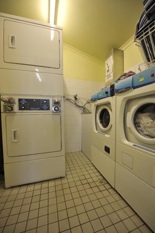 Backpack Oz Hostel Аделейд Екстериор снимка