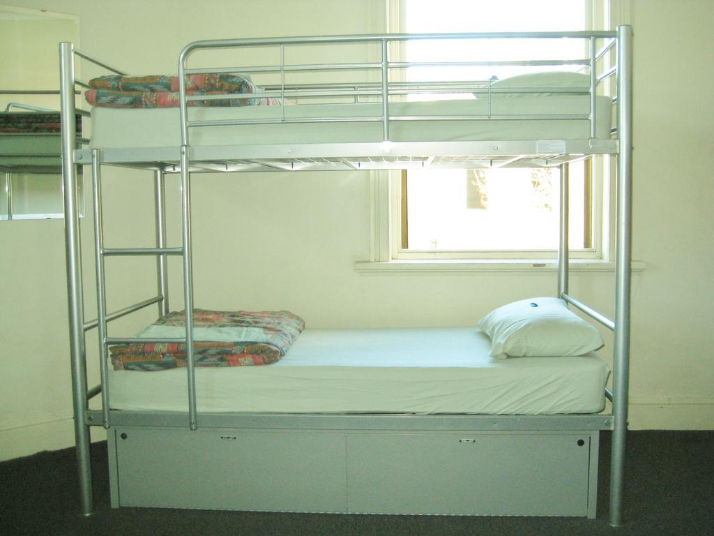 Backpack Oz Hostel Аделейд Стая снимка
